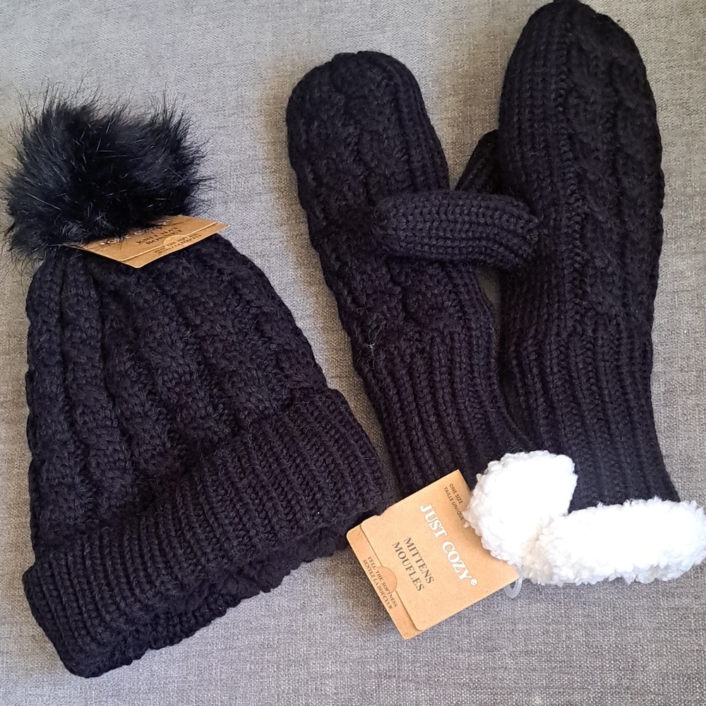 NWT Just Cozy black hat and mittens set for adults